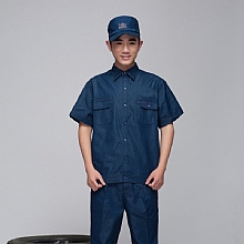 牛仔服